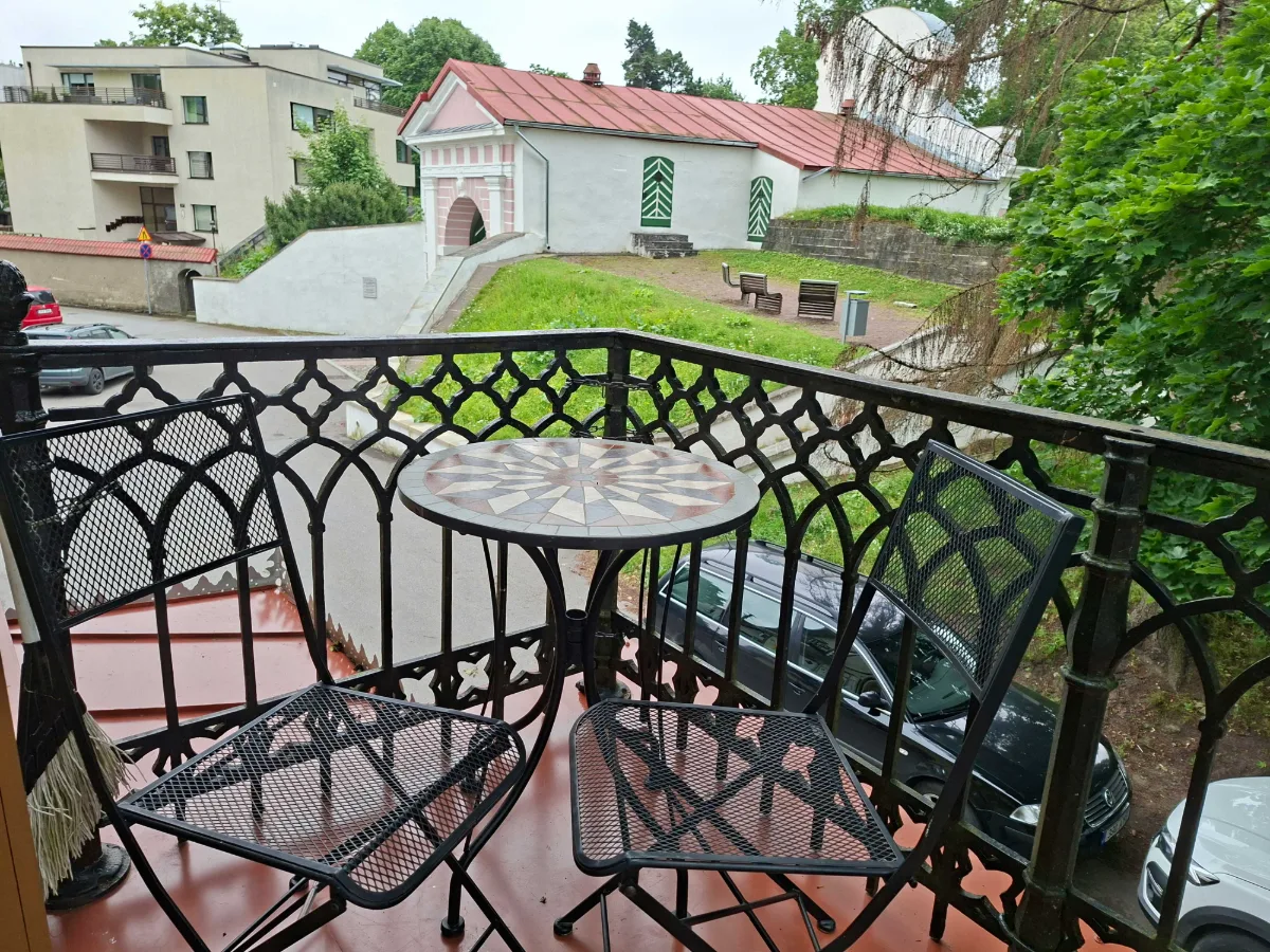 Balcony view over Vallikäär park