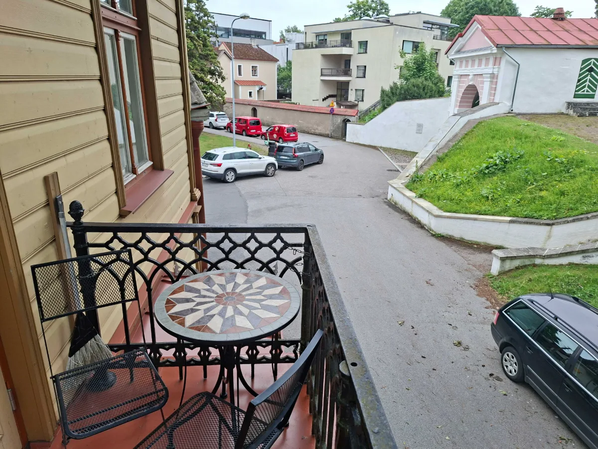 Balcony detail